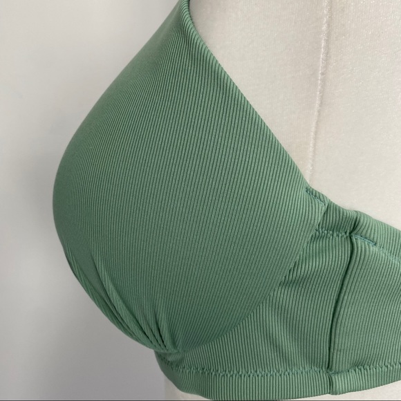 Green ribbed halter, underwire bikini top, 36DD - Picture 4 of 7